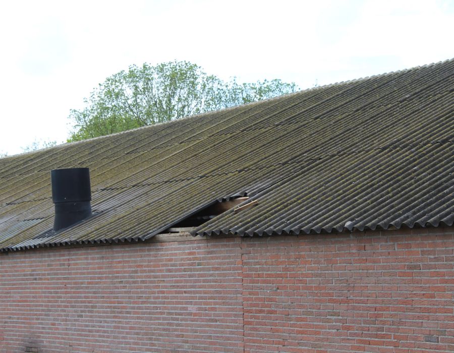 Asbest dakbeschot verwijderen